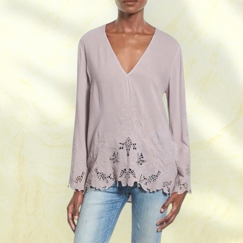 ASTR the Label Women's Embroidered Bell Sleeve Top In Dusty Lavender Size XS